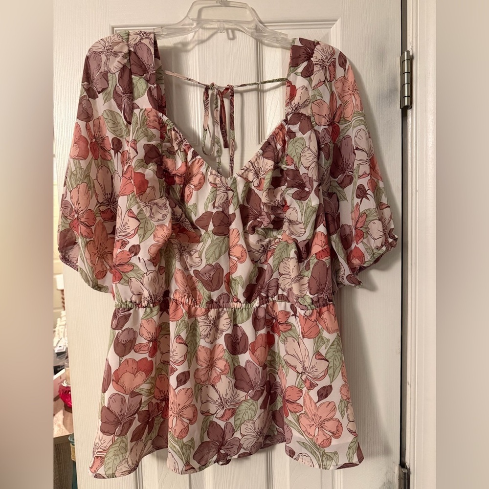 Floral V-Neck Peplum Blouse in Pink and Mauve